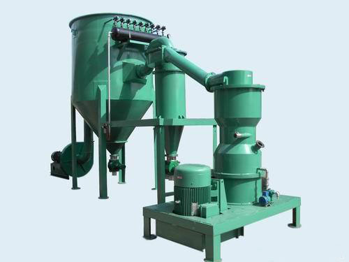 如何正確操作超細(xì)粉碎機(jī)？