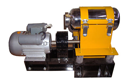 為什么要保證超細(xì)粉碎機(jī)的使用？